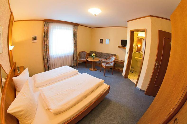 Landgasthof Gruene Linde Chambre photo